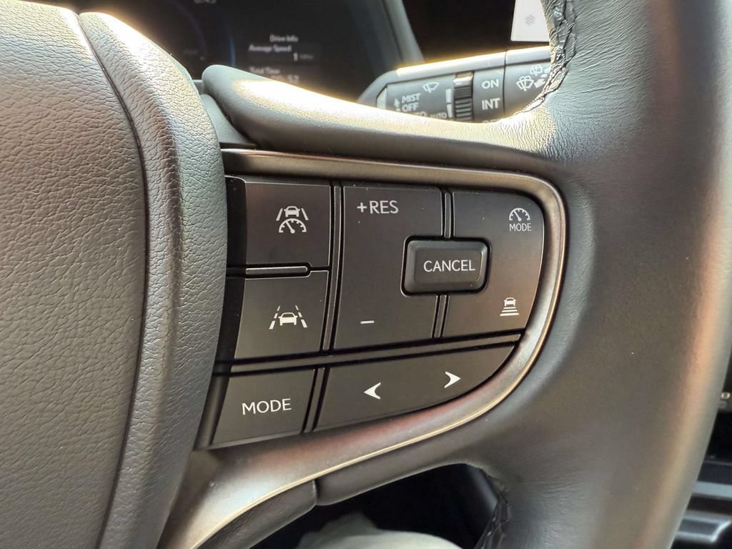 Used 2025 Lexus UX 300h AWD w/ Accessory Package (Z1) image 22