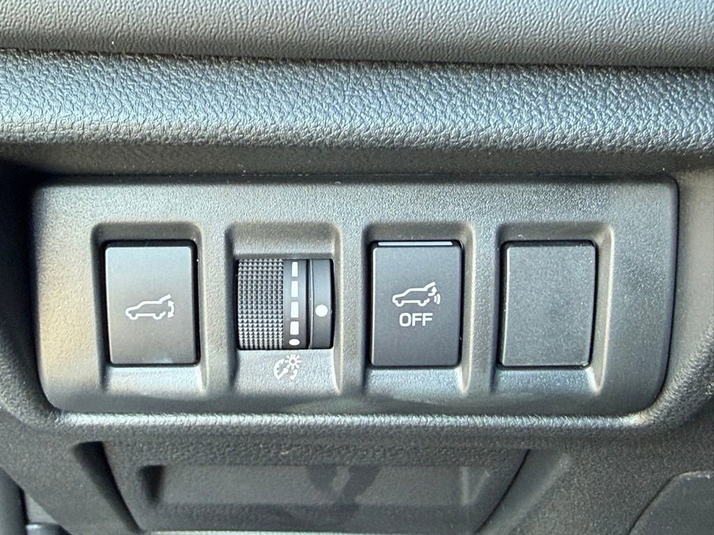 Used 2025 Subaru Outback Touring image 30