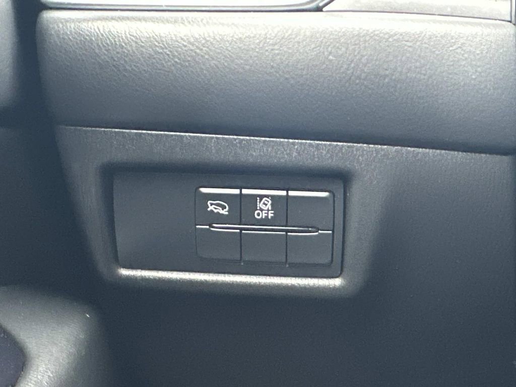 Used 2021 MAZDA CX-5 Touring image 26