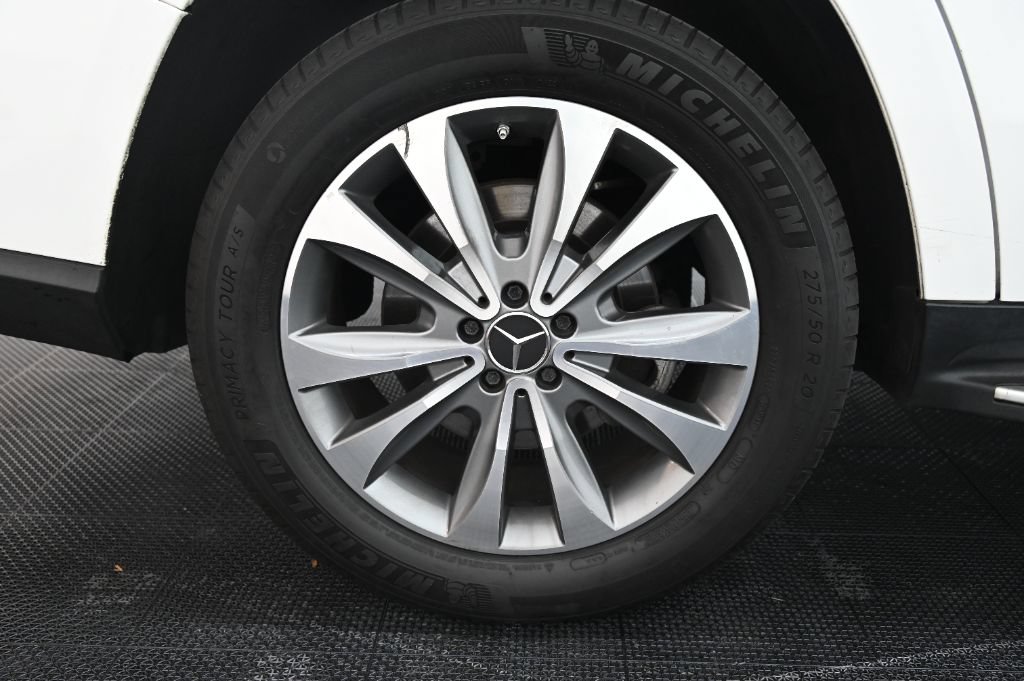 Used 2016 Mercedes-Benz GL 320 BlueTEC 4MATIC w/ Premium I Package image 48