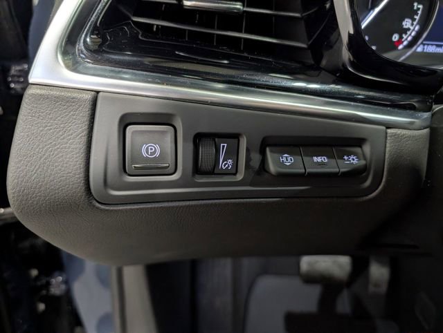 Used 2024 Cadillac XT6 Premium Luxury w/ Technology Package image 22