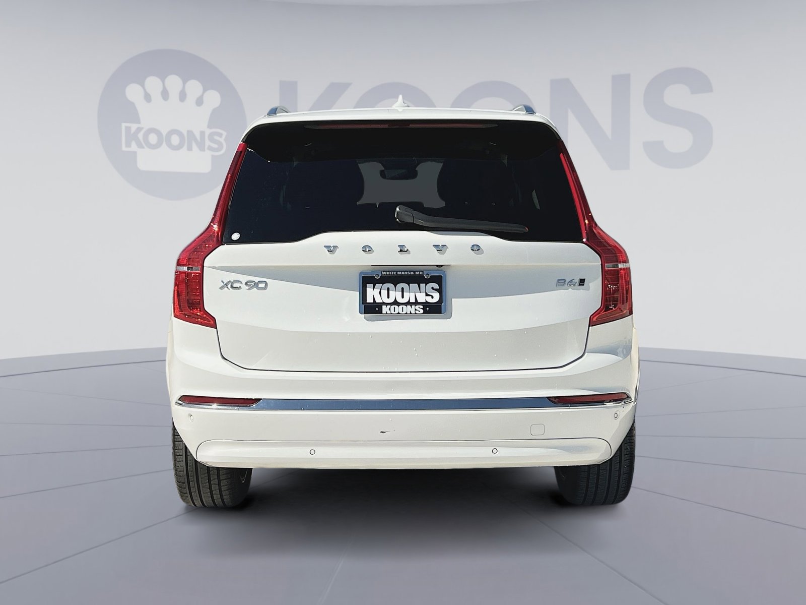 Certified 2025 Volvo XC90 B6 Plus image 5