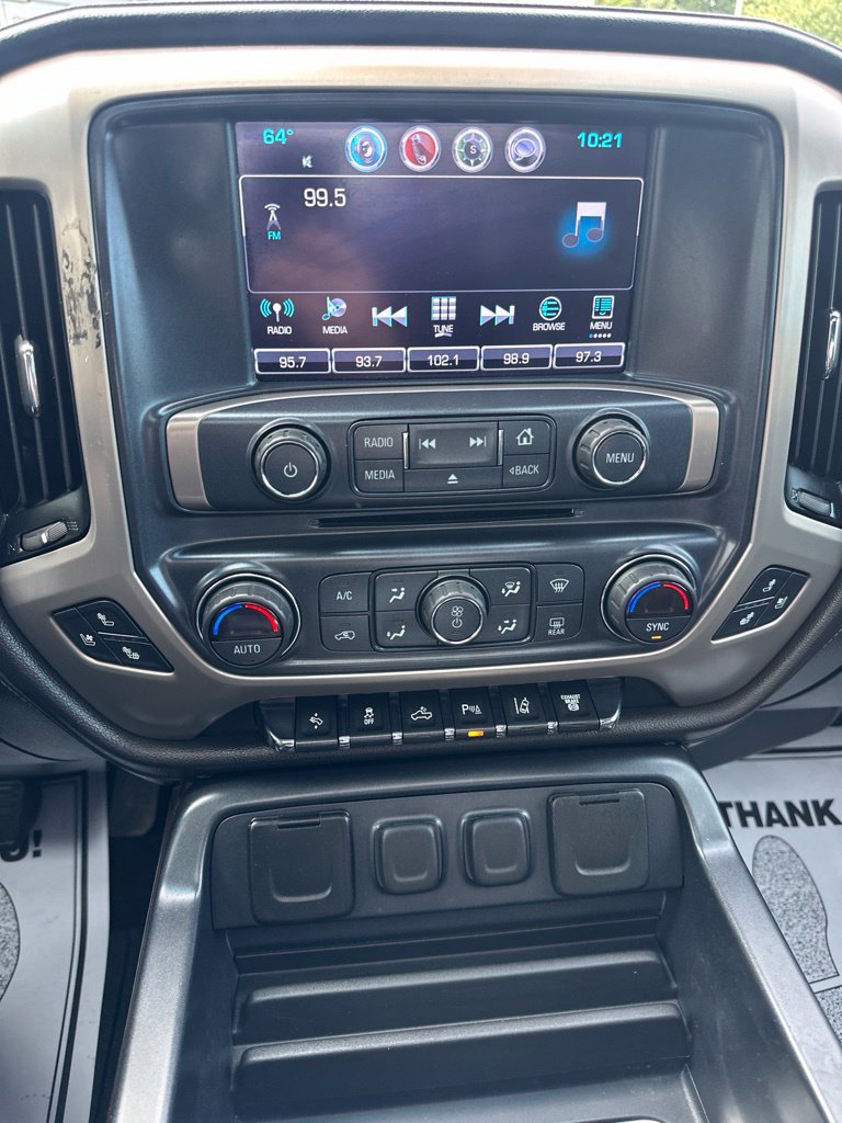 Used 2017 GMC Sierra 2500 Denali w/ Duramax Plus Package AWD/4WD image 12