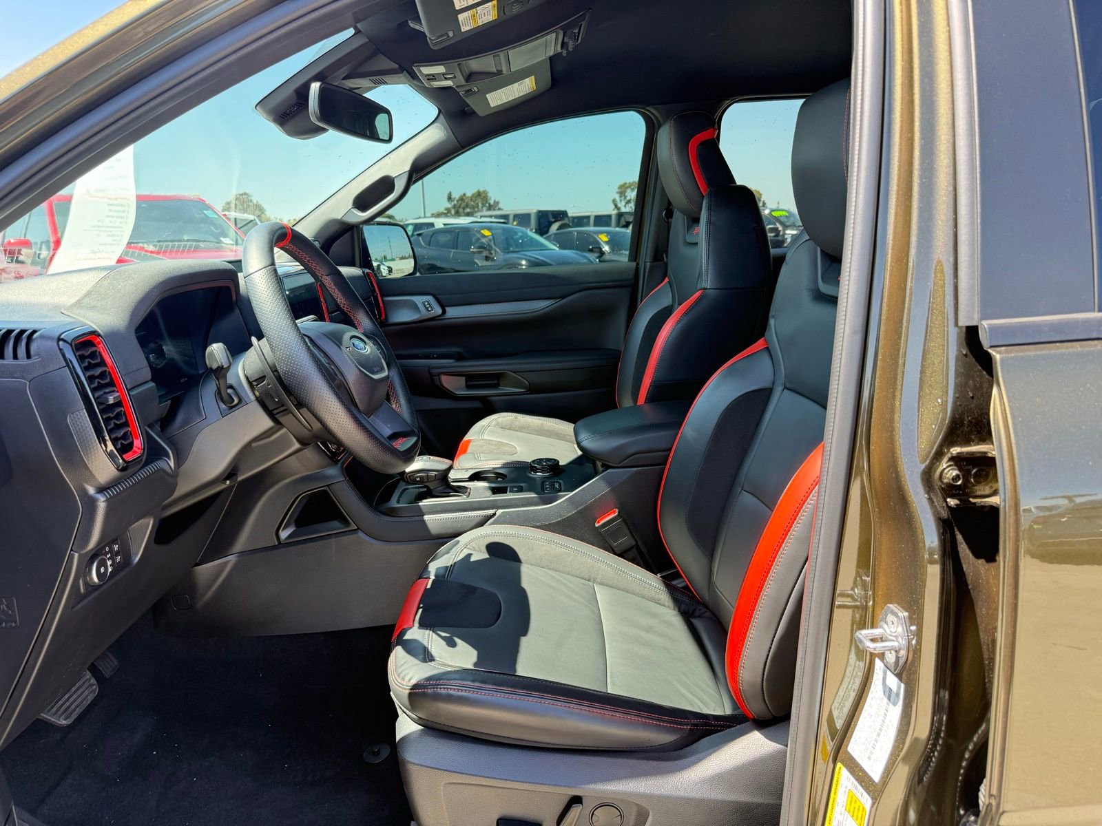 Used 2025 Ford Ranger Raptor AWD/4WD image 5