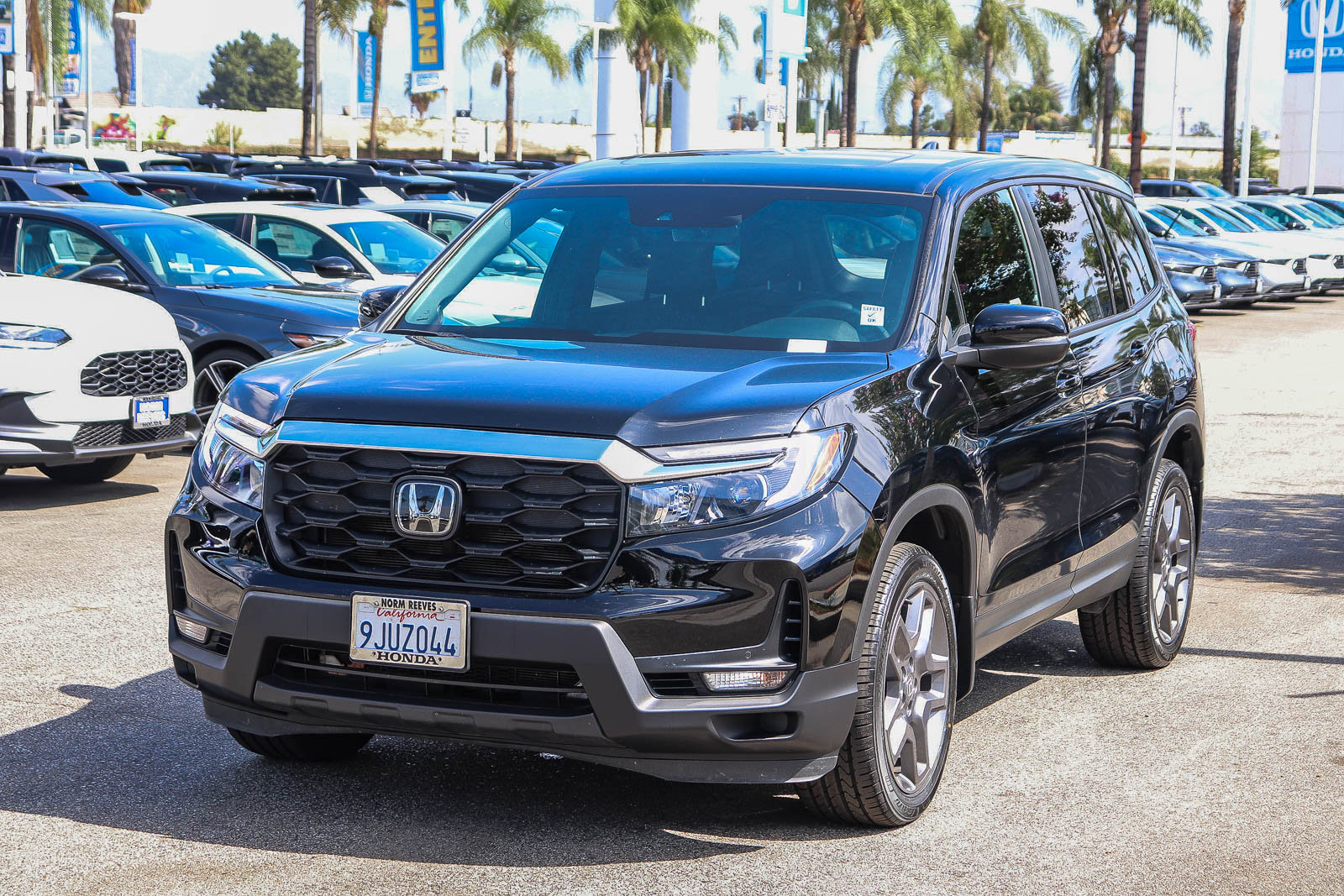 Certified 2023 Honda Passport EX-L image 3