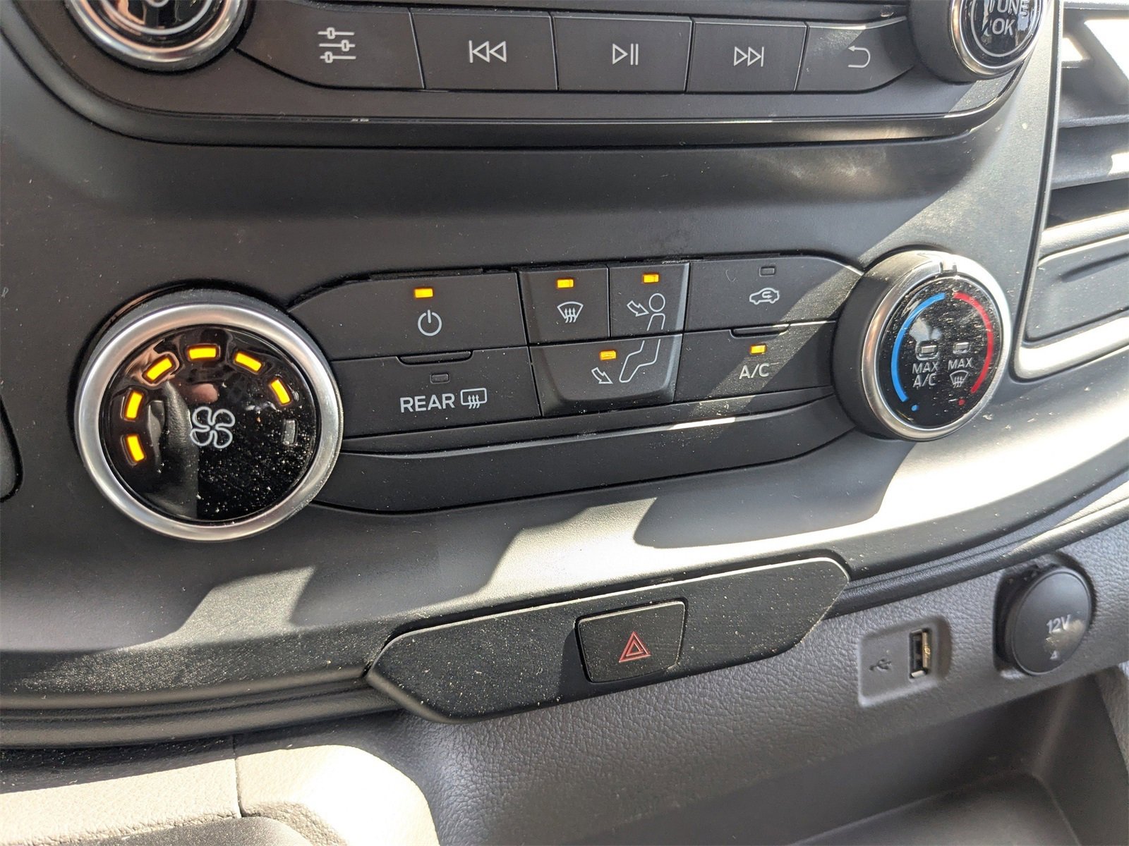 Used 2024 Ford Transit 250 Low Roof w/ Exterior Upgrade Package image 20