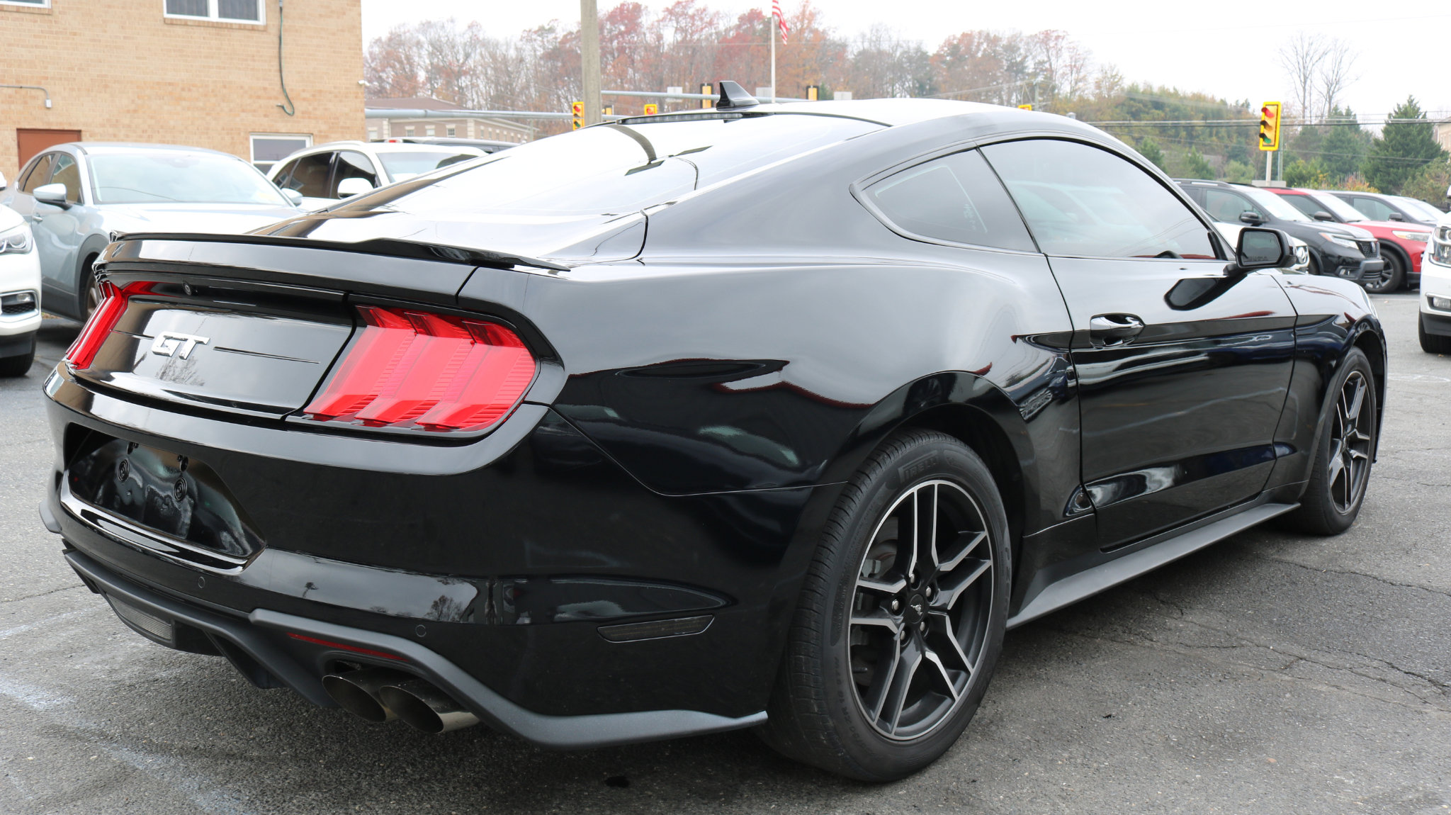 Used 2023 Ford Mustang GT Premium image 7