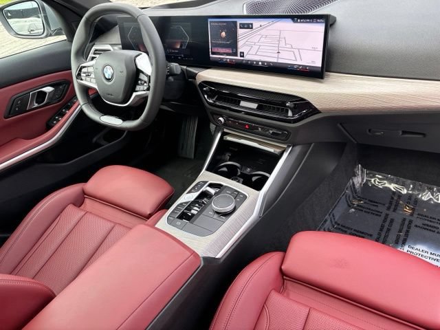 Used 2026 BMW 330i xDrive Sedan w/ Premium Package AWD/4WD image 30