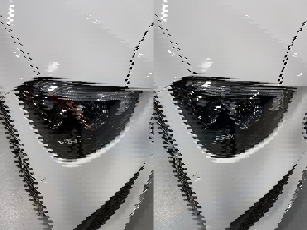 Used 2022 Mercedes-Benz C 300 C 300 image 10