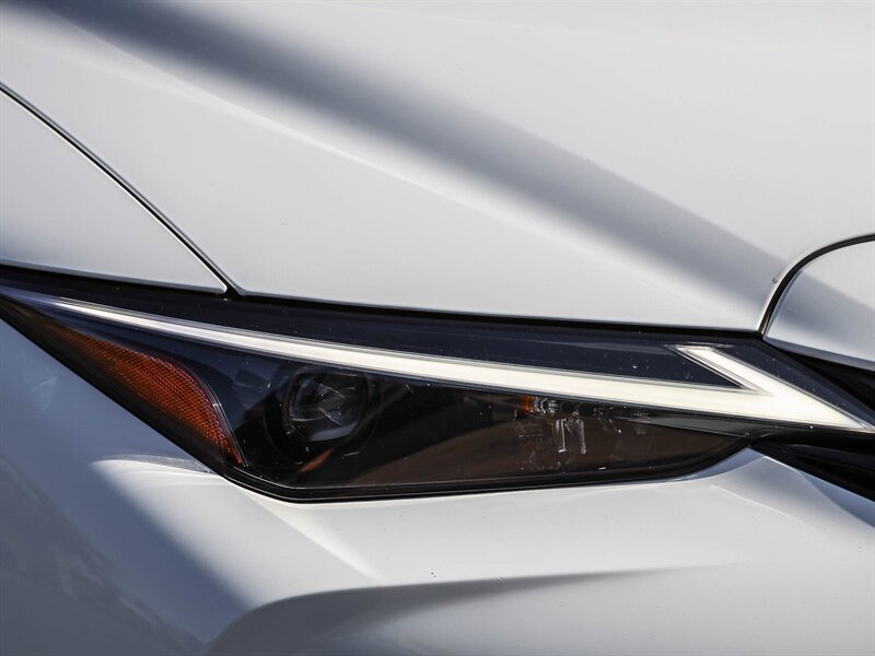 Used 2026 Lexus IS 350 F Sport w/ Accessory Package Z1 RWD image 10