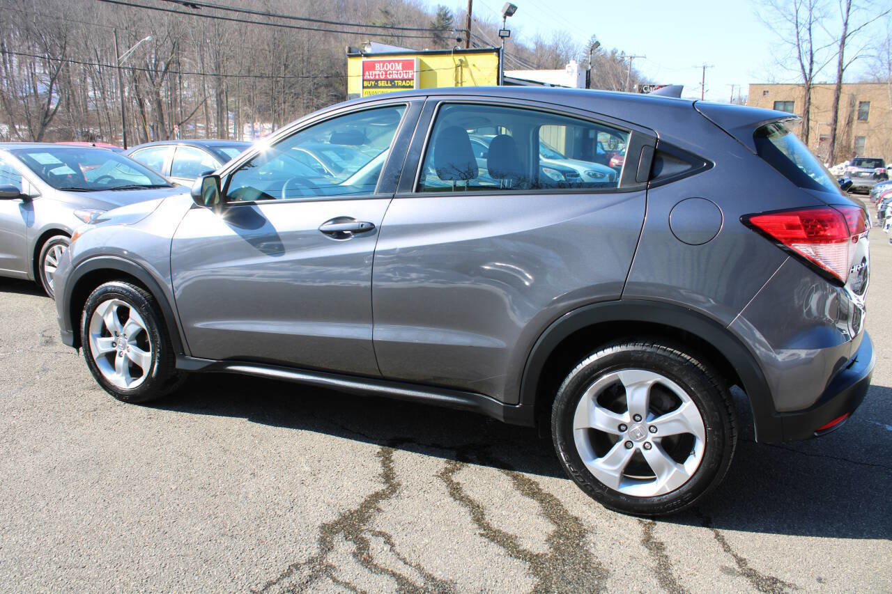 Used 2016 Honda HR-V LX image 11