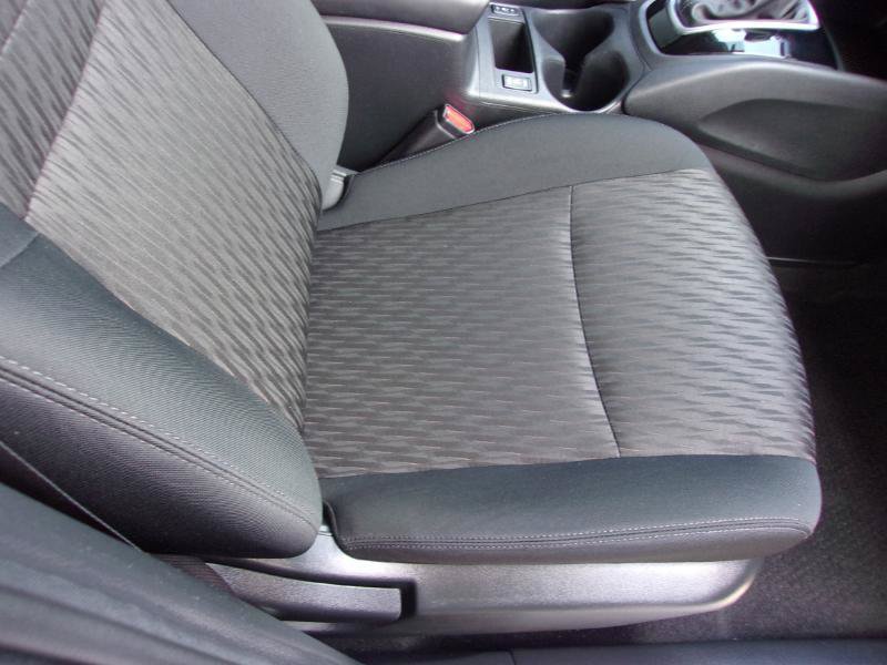 Used 2019 Nissan Rogue S w/ Special Edition Package FWD image 24