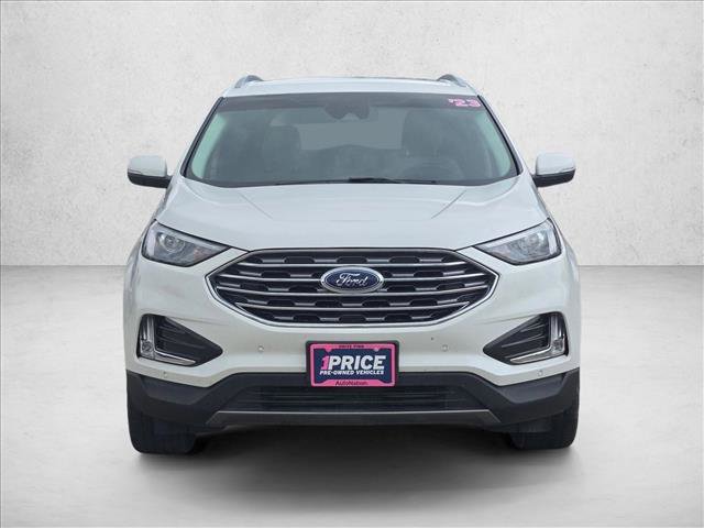 Used 2023 Ford Edge Titanium image 2