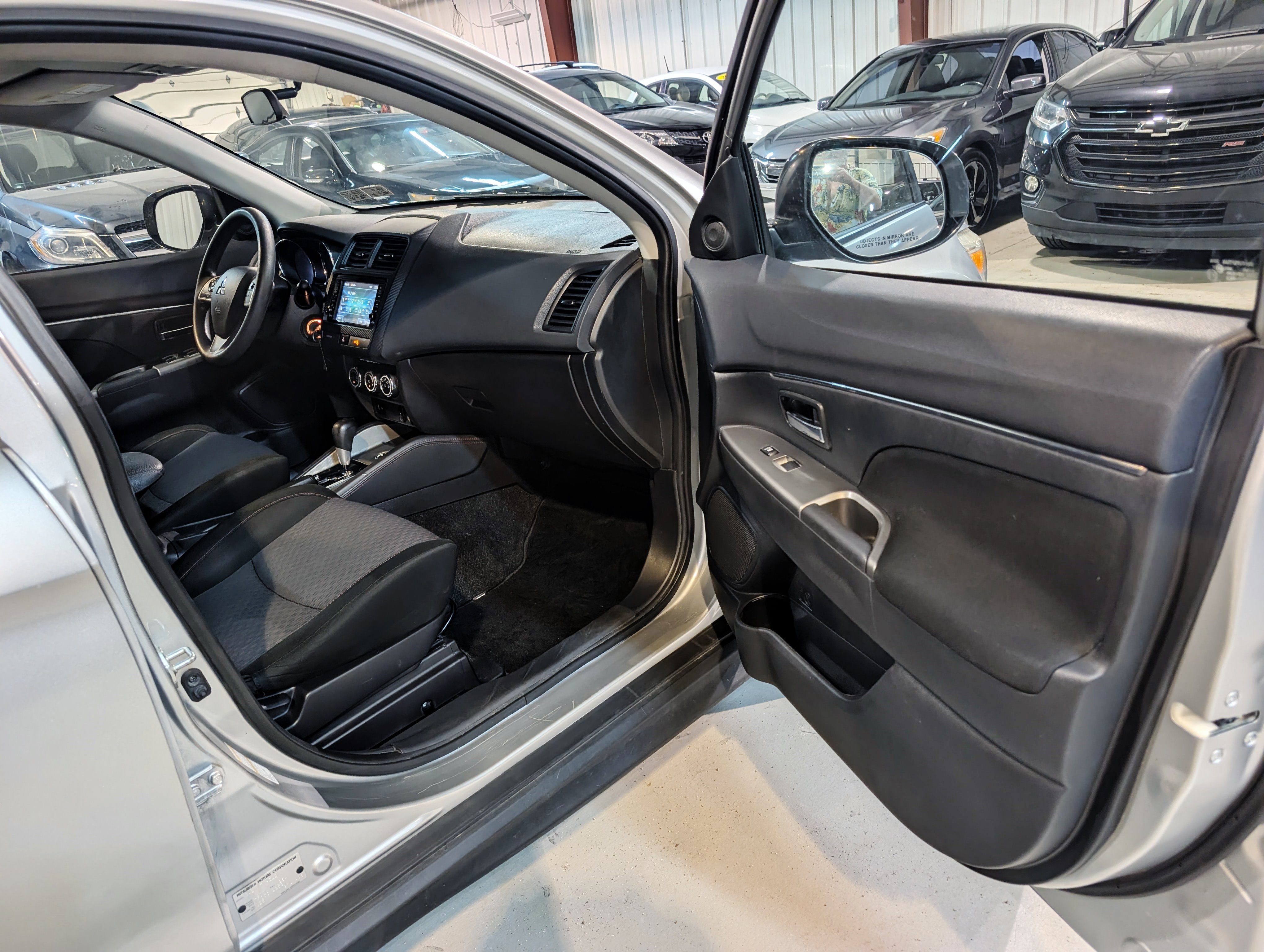Used 2018 Mitsubishi Outlander Sport ES AWD/4WD image 27