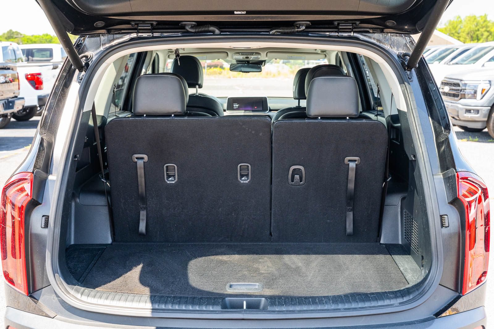 Used 2022 Kia Telluride EX w/ EX Premium Package AWD/4WD image 16