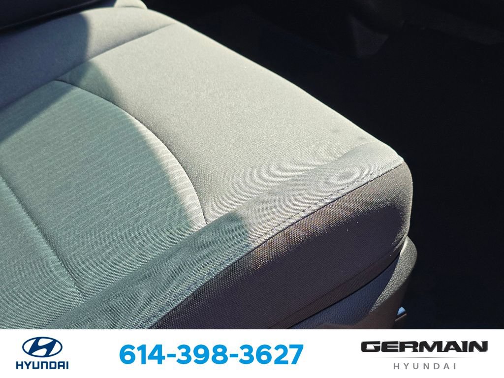 Used 2024 RAM 1500 Classic SLT AWD/4WD image 27