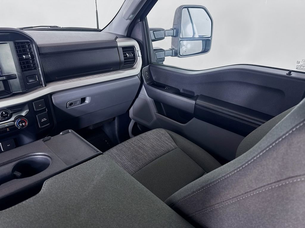 Used 2023 Ford F350 XLT w/ 360-Degree Camera Package image 21