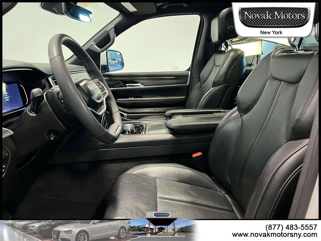 Used 2022 Jeep Wagoneer Series II w/ Premium Group I image 16