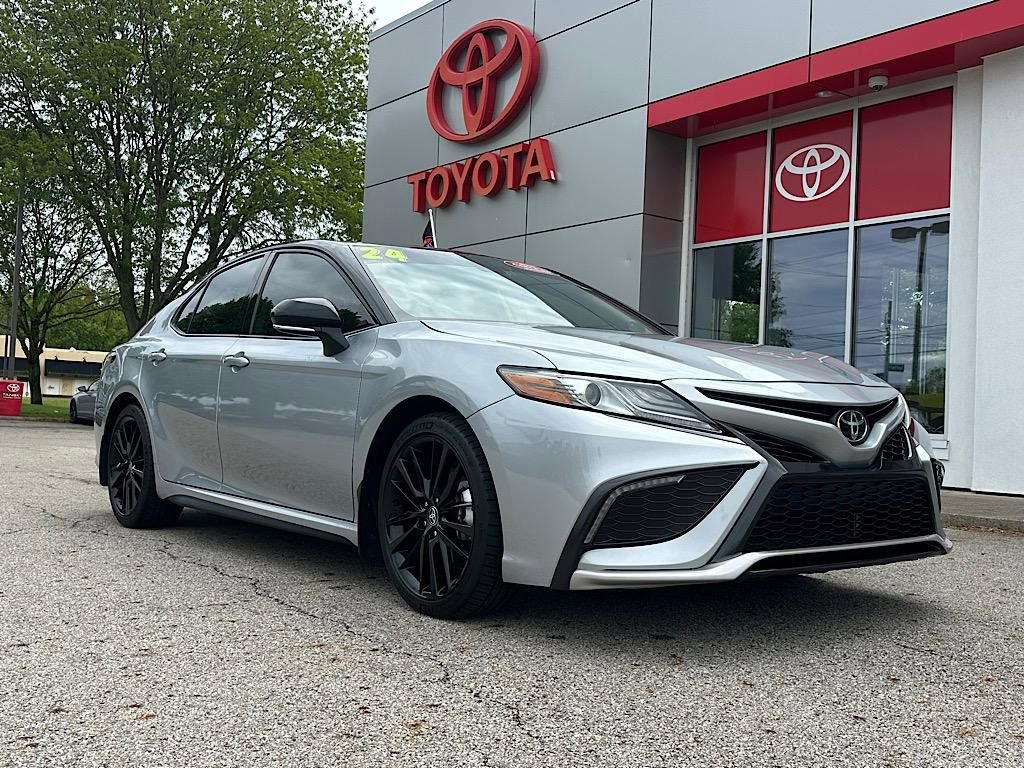 Certified 2024 Toyota Camry XSE FWD image 7