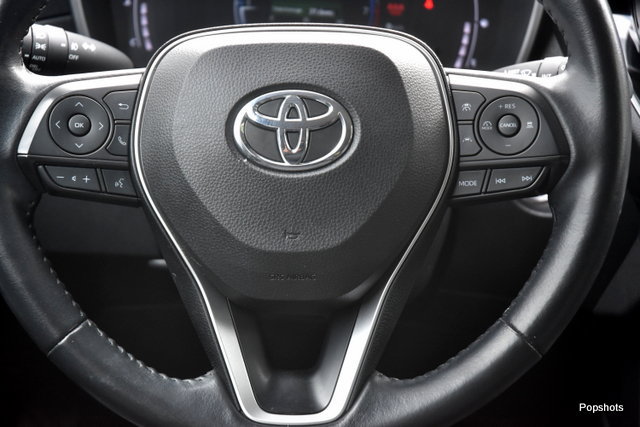 Used 2023 Toyota Corolla Cross XLE AWD/4WD image 14