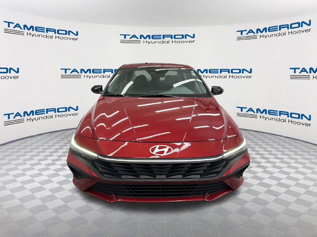Used 2025 Hyundai Elantra Sport w/ Cargo Package FWD image 8