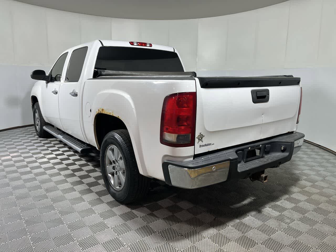 Used 2010 GMC Sierra 1500 SLE w/ Power Pack Plus AWD/4WD image 6