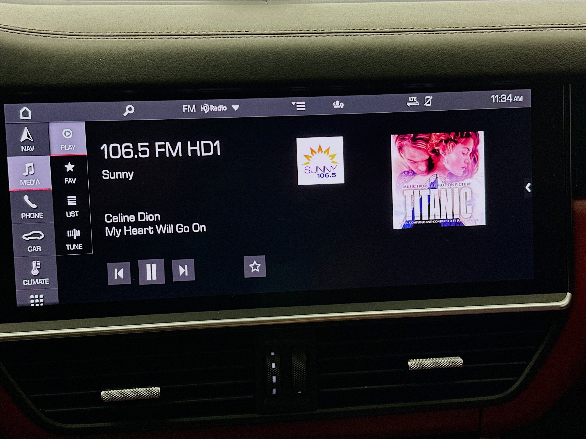 Used 2021 Porsche Cayenne AWD/4WD image 21