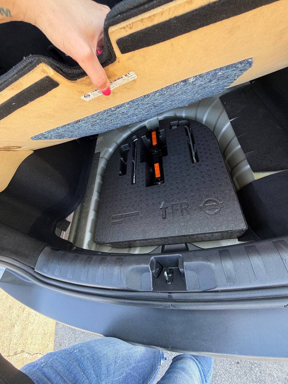 Used 2019 Nissan Kicks S FWD image 30