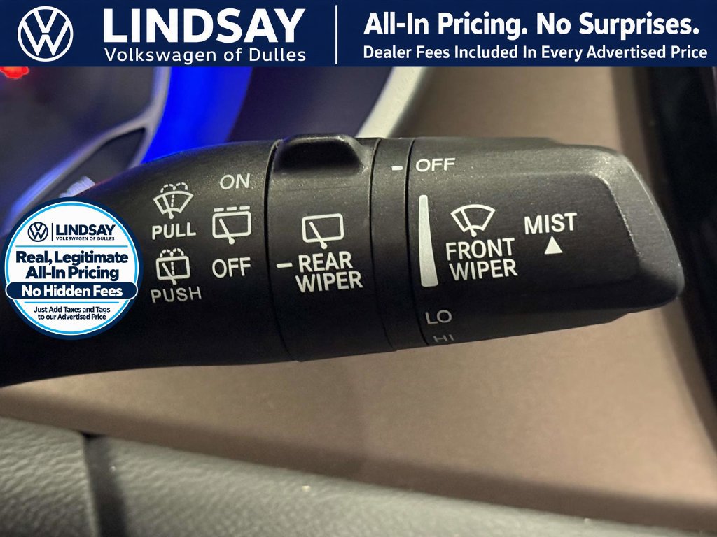 Used 2017 Chrysler Pacifica Touring FWD image 24