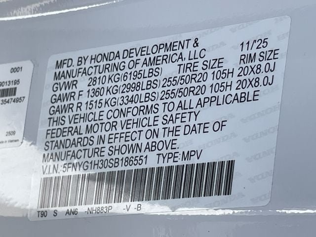 Certified 2025 Honda Pilot Sport image 31