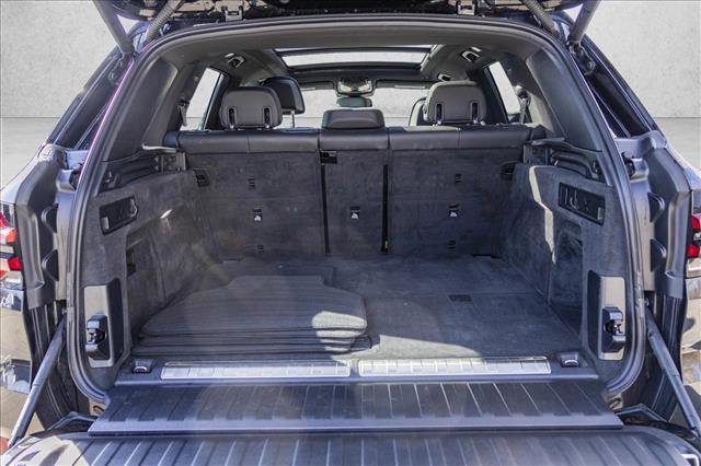 Used 2025 BMW X5 xDrive50e image 25