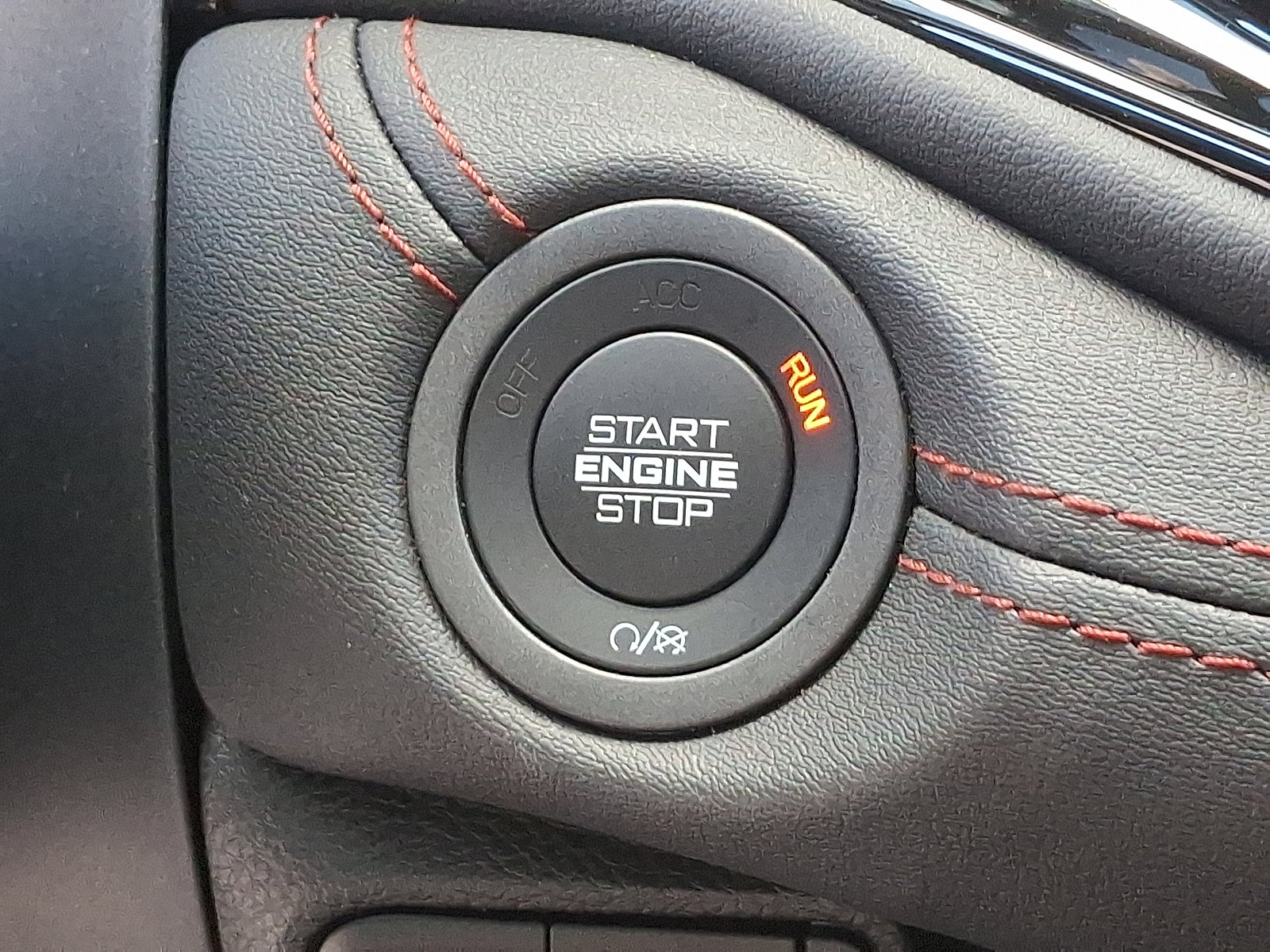 Certified 2024 Dodge Durango GT image 25