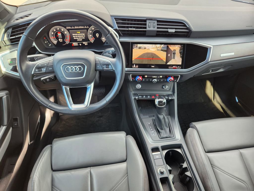 Used 2020 Audi Q3 2.0T Prestige image 25