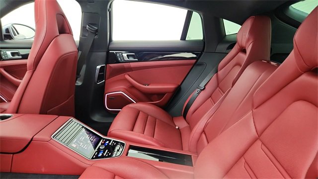Used 2023 Porsche Panamera Platinum Edition image 28
