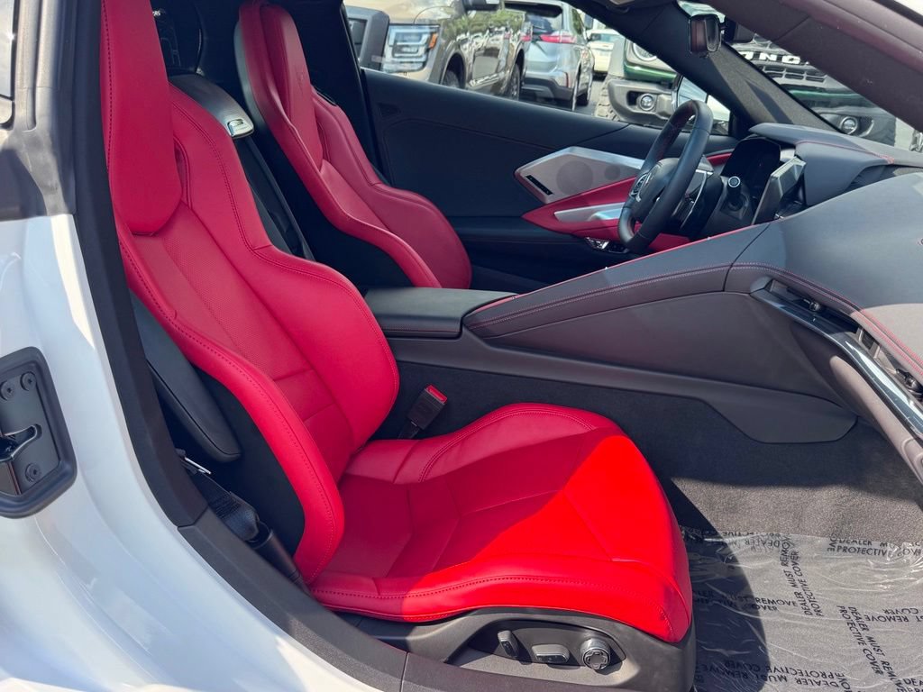 Used 2020 Chevrolet Corvette Stingray Preferred Cpe w/ 2LT Preferred Equipment Group RWD image 32