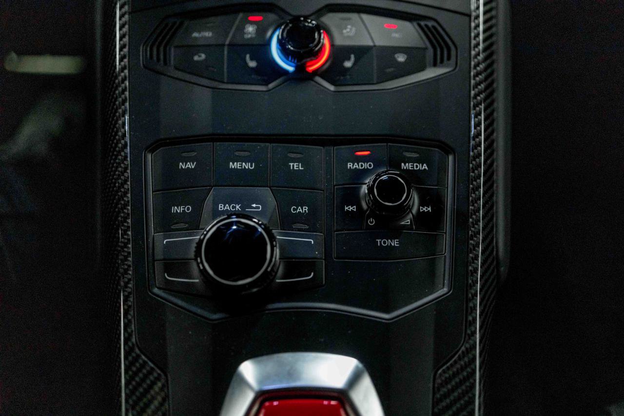 Used 2015 Lamborghini Huracan LP 610-4 image 60