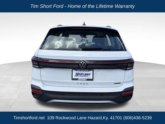 Used 2025 Volkswagen Taos S AWD/4WD image 5