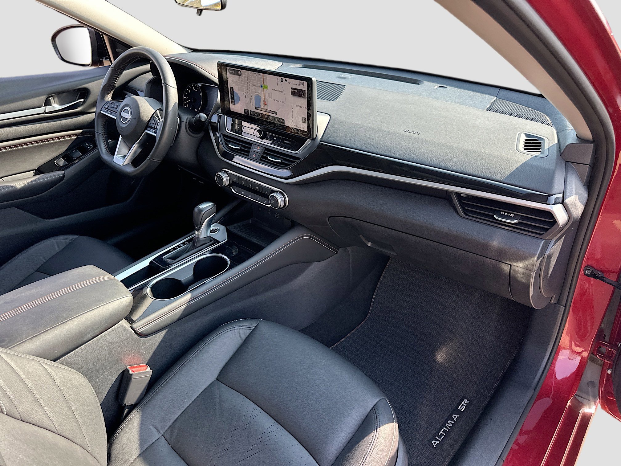 Used 2023 Nissan Altima 2.5 SR w/ SR Premium Package image 27