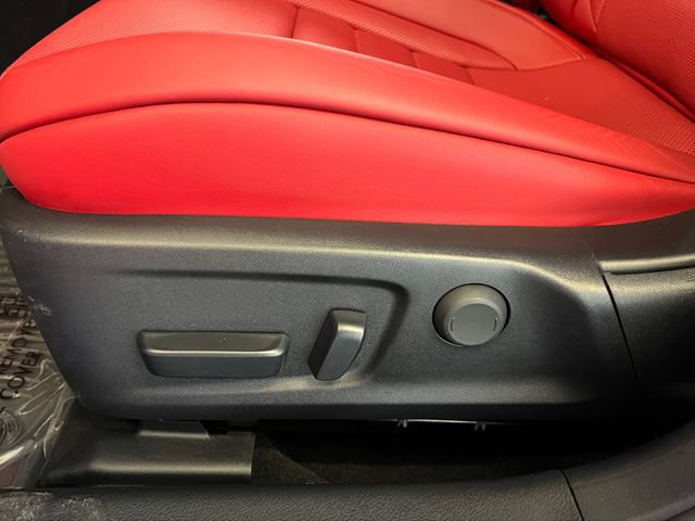 Used 2025 Lexus IS 500 RWD image 34