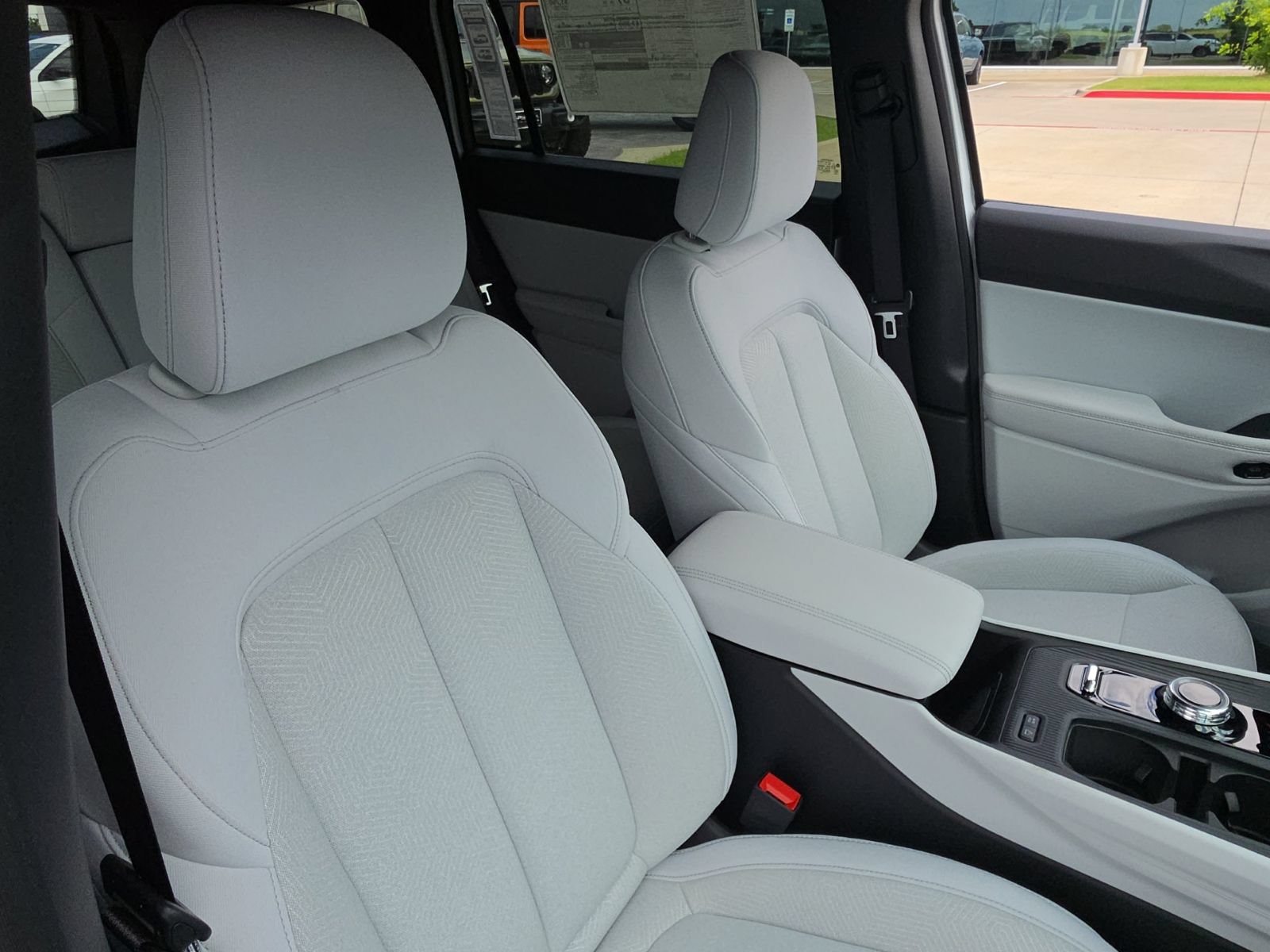 New 2026 Jeep Cherokee Laredo AWD/4WD image 19
