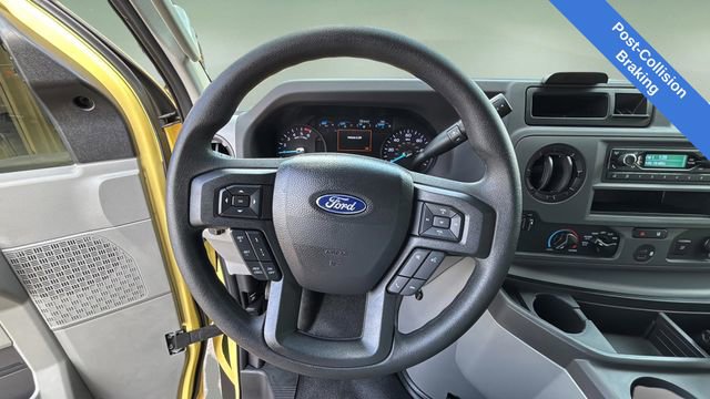 Used 2022 Ford E-450 and Econoline 450 Super Duty RWD image 15