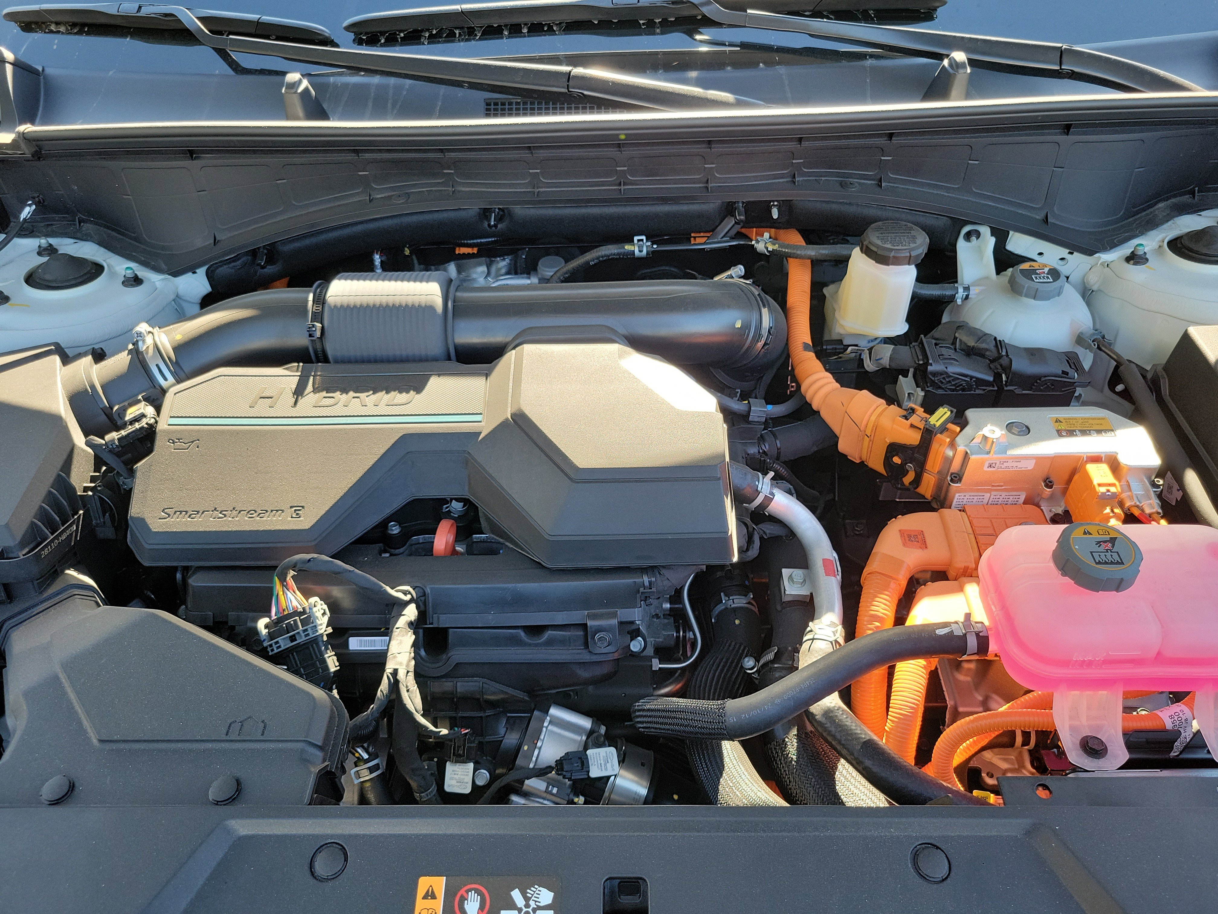 Certified 2025 Hyundai Santa Fe SEL image 24