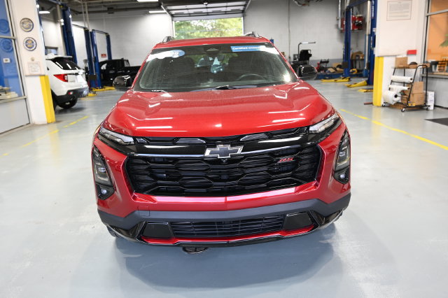 Certified 2025 Chevrolet Equinox RS w/ Safety and Technology Package AWD/4WD image 2