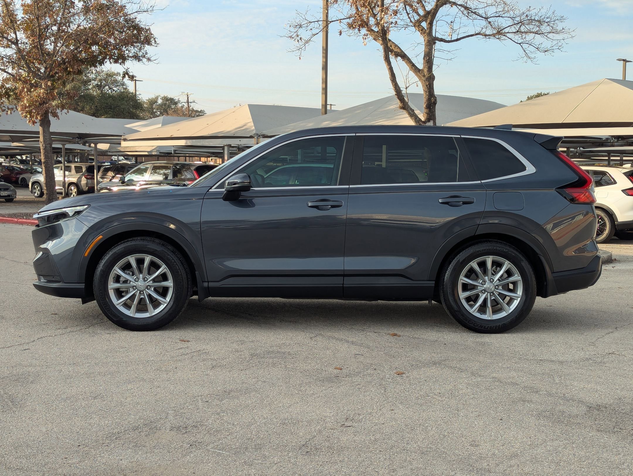 Used 2023 Honda CR-V EX-L image 7