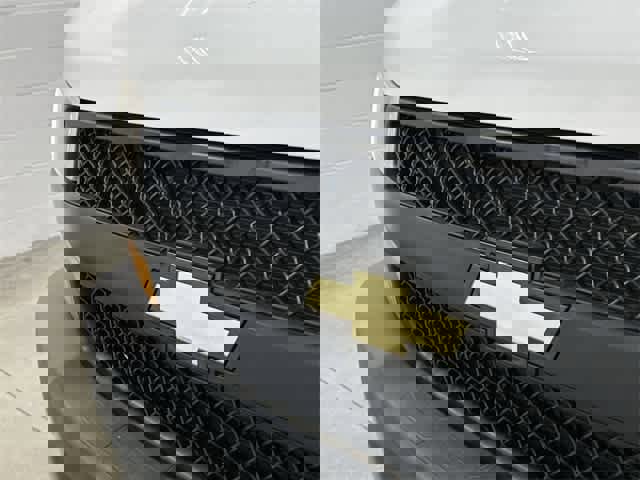 Used 2018 Chevrolet Express 2500 w/ Driver Convenience Package image 29