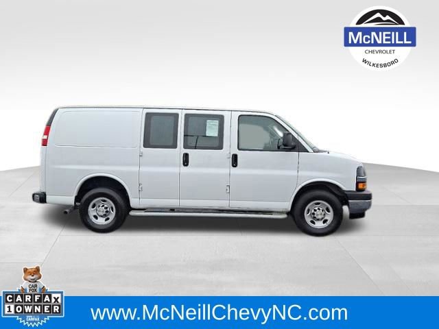 Used 2024 Chevrolet Express 2500 Work Van w/ Driver Convenience Package image 7
