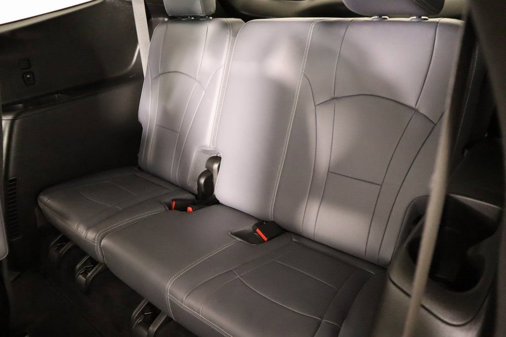 Used 2023 Buick Enclave Premium image 14