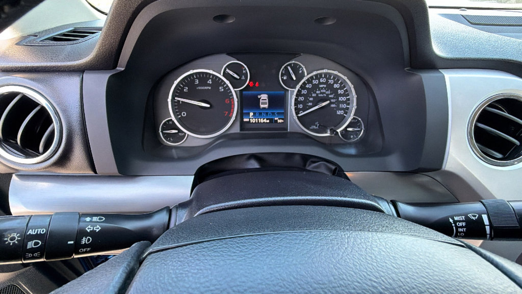 Certified 2017 Toyota Tundra Platinum image 21