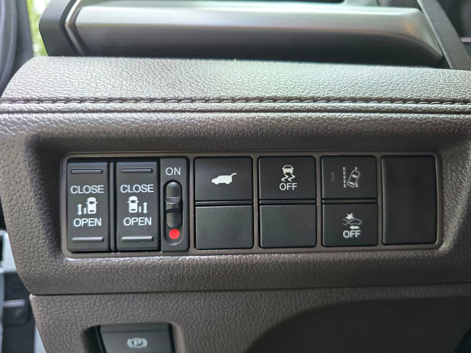 Used 2018 Honda Odyssey EX-L image 26