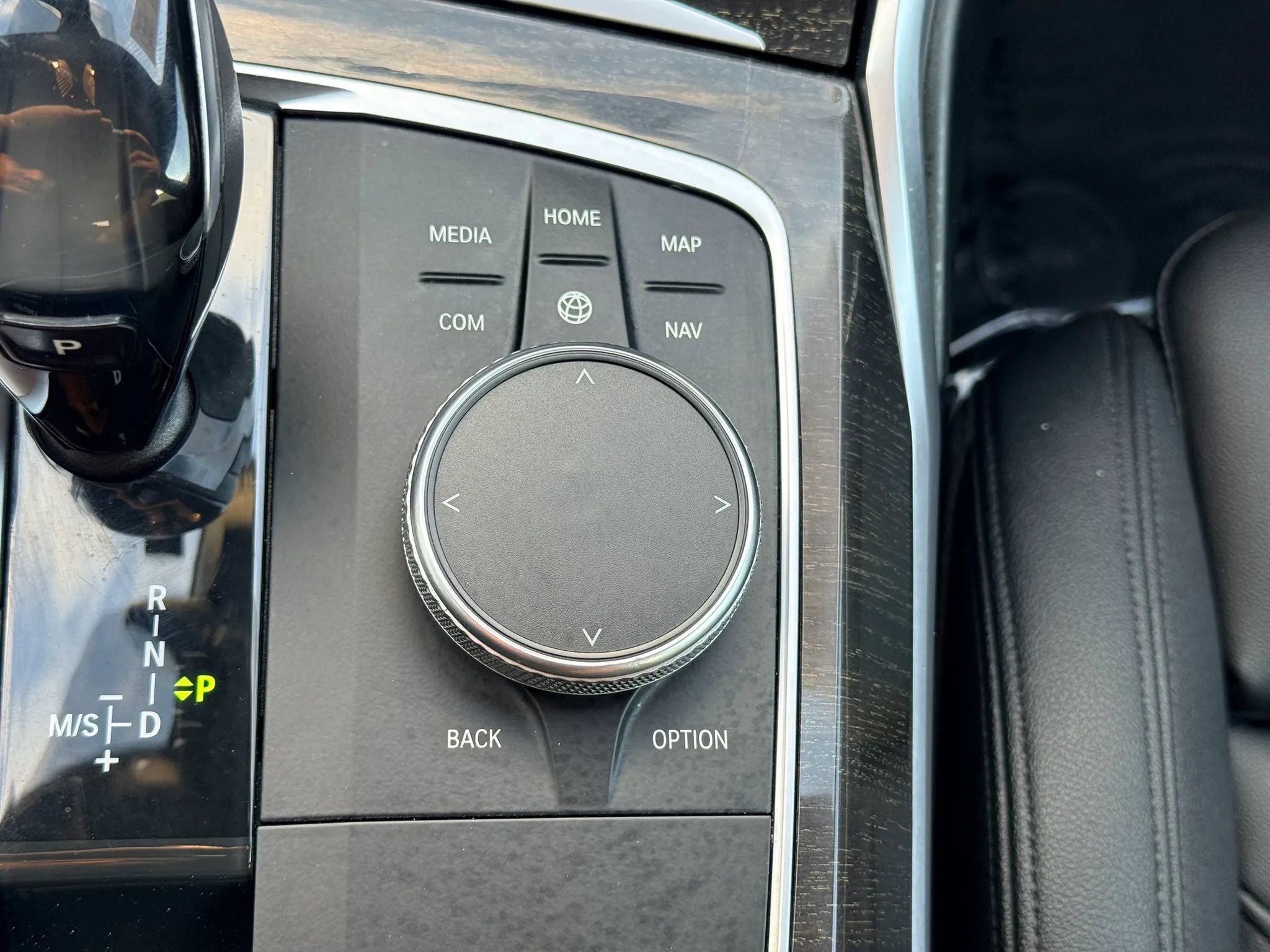 Used 2020 BMW 330i Sedan w/ Convenience Package image 22